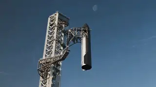 SpaceX sẽ thu hồi toàn bộ tên lửa Starship bằng đũa gắp