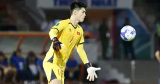 Đằng sau cầu thủ 'lạ' nhất đội tuyển Việt Nam: Vô địch ASEAN Cup 2 lần dù không đá phút nào