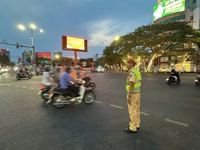 Vi phạm giao thông có nhiều hình thức xử phạt khác nhau, bao gồm cả tịch thu phương tiện