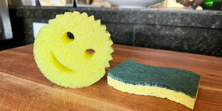Scrub Daddy có nhiều điểm thú vị hơn miếng lau chùi quen thuộc