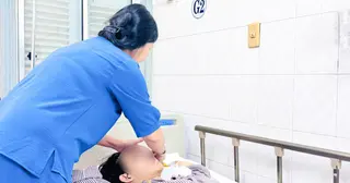 Bệnh viện nhân dân Gia Định phẫu thuật thành công lõm ngực bẩm sinh cho nam thiếu niên 16 tuổi