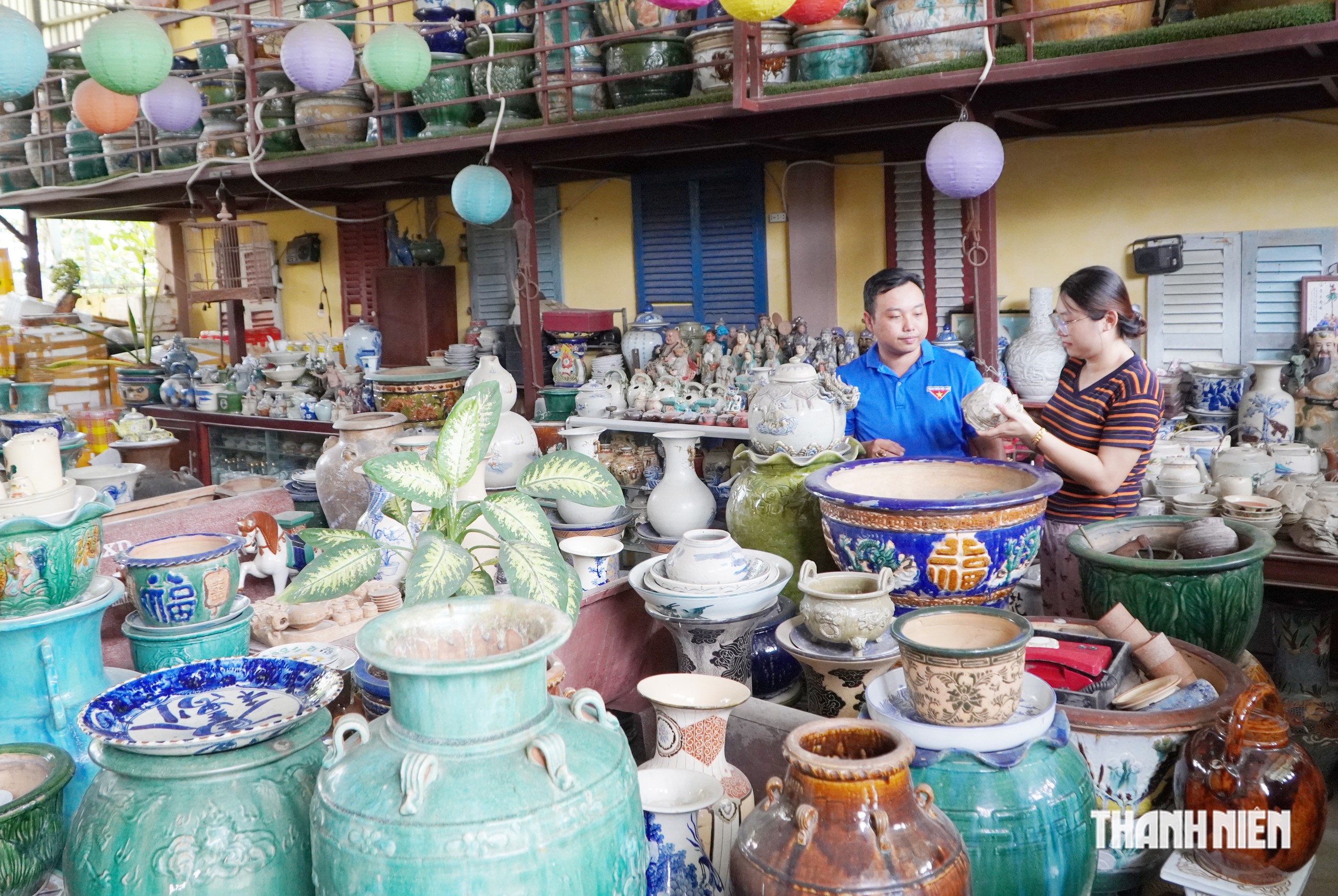 Bộ sưu tập gốm của vợ chồng anh Nghĩa đã trở thành một “kho ký ức” đặc biệt