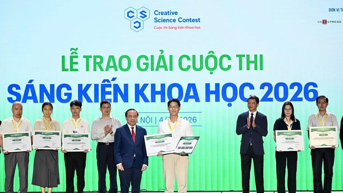 Kỹ sư Việt phát triển hệ thống quang học siêu phổ đo sức khỏe cây trồng