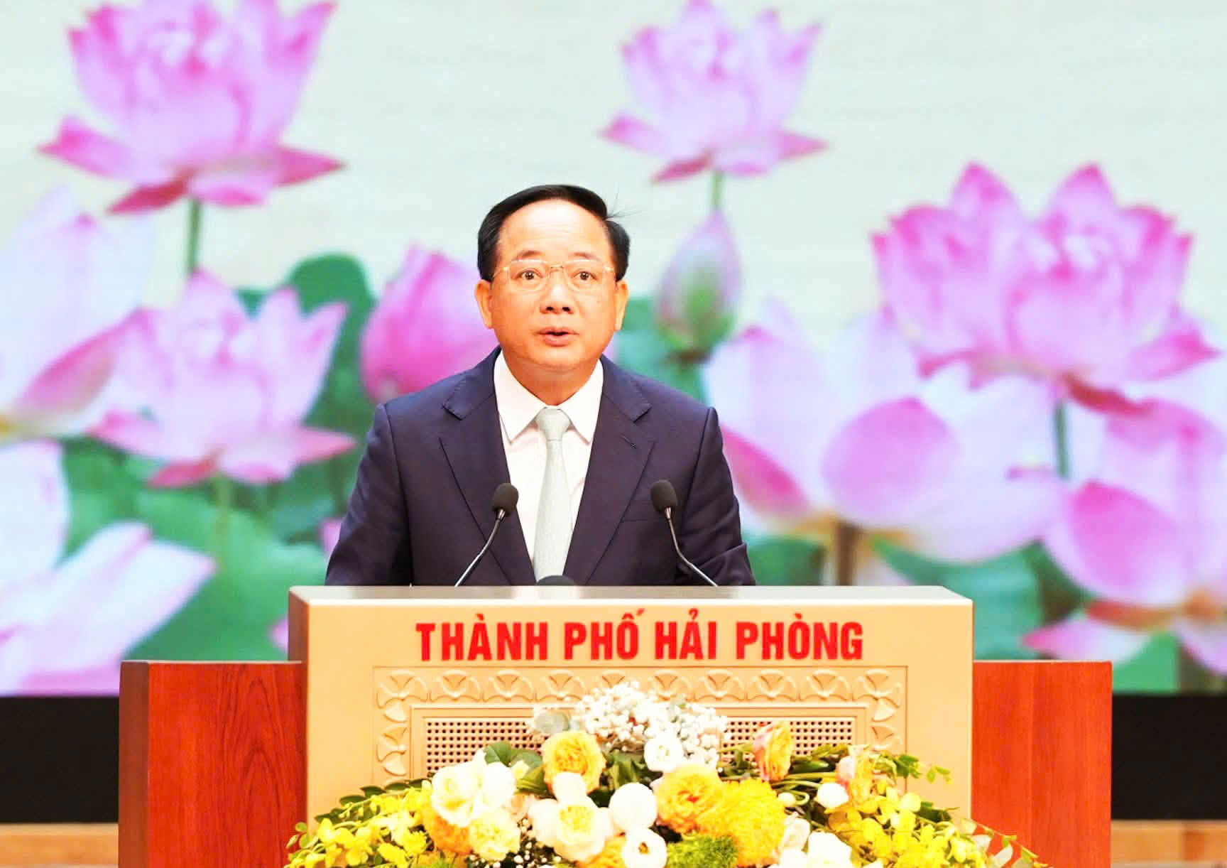 Trưởng Ban Tuyên giáo Trung ương Trịnh Văn Quyết phát biểu chỉ đạo tại buổi lễ - Ảnh: ĐÀM THANH