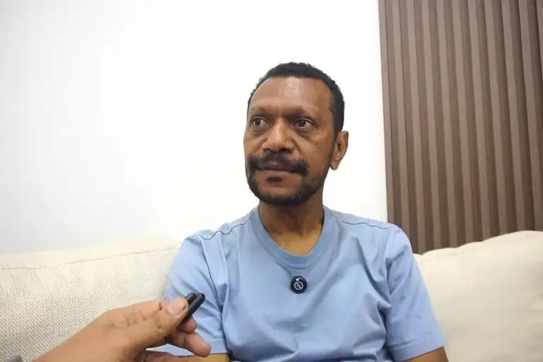 Cựu tiền vệ Indonesia, Erol Iba. Ảnh: Kompas