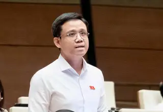 Đại biểu Nguyễn Thế Duy (đoàn TP.HCM)