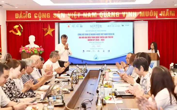 Bộ Xây dựng nêu 4 nhiệm vụ trọng tâm để ngành nước thích ứng rủi ro mới - Ảnh 1.