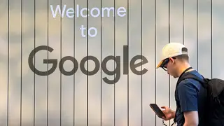 Google đi ngược xu hướng, tăng hơn 10.000 nhân viên