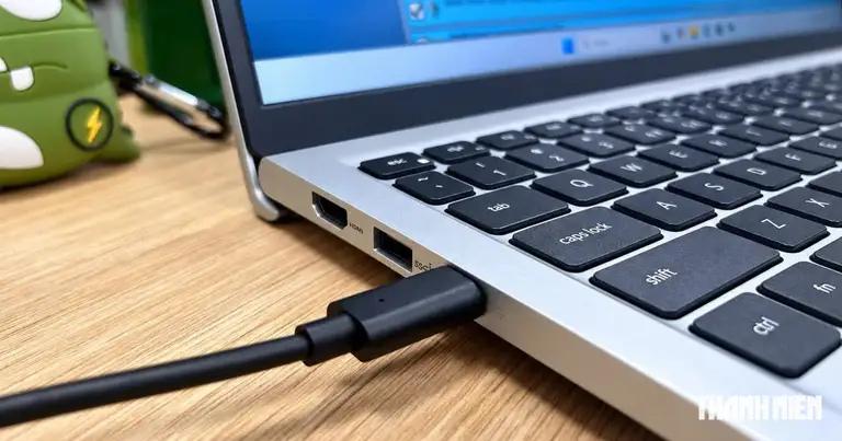 Vì sao laptop không thể sạc pin đến 100%?
