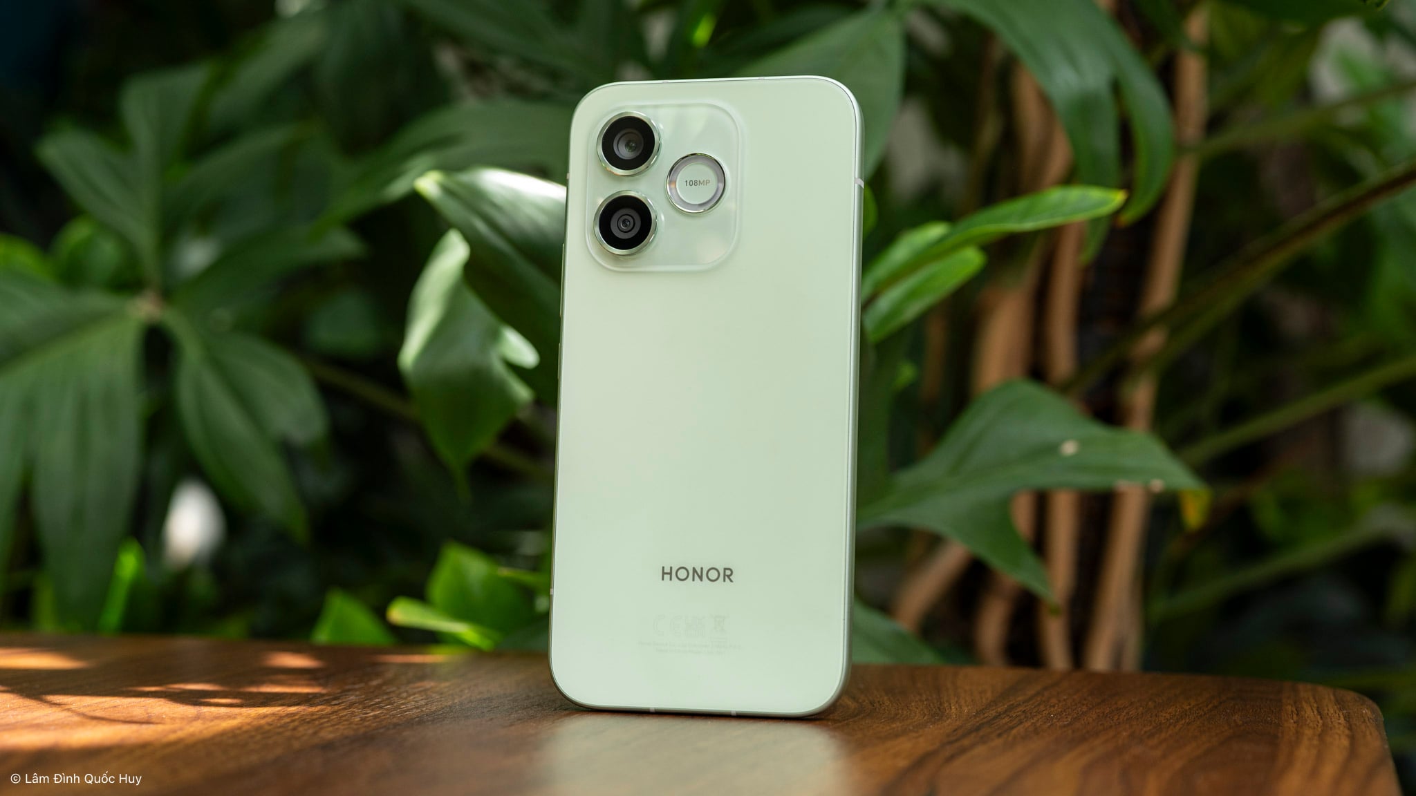 Trên tay HONOR 600 Lite: Thiết kế mỏng nhẹ, đa dạng tính năng AI, camera 108 MP, pin lớn 6.520 mAh