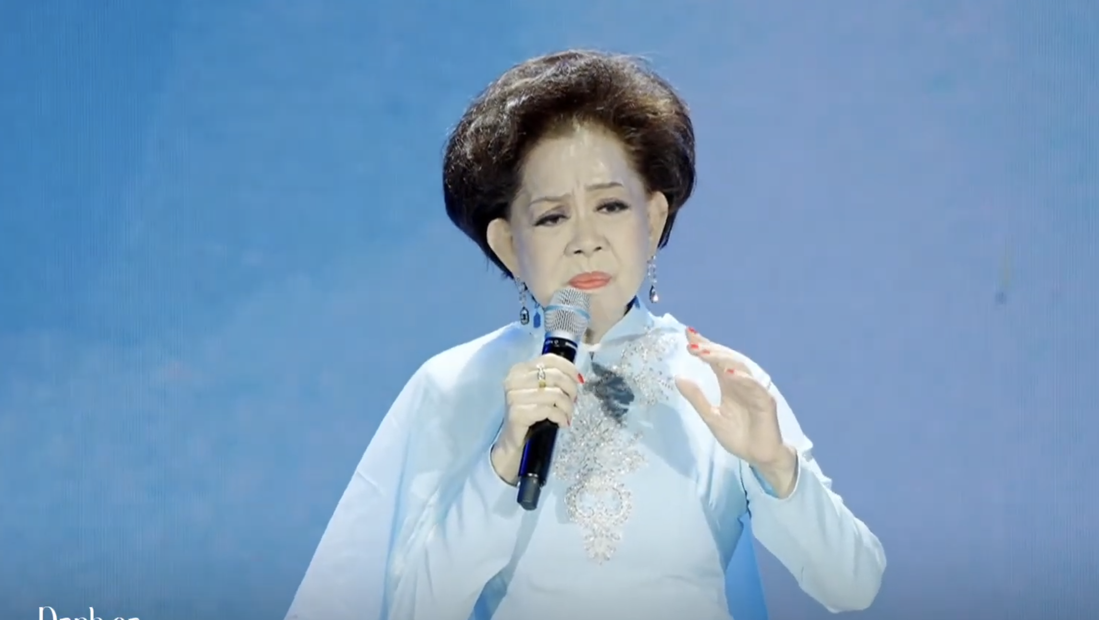 Danh ca Giao Linh xác nhận góp mặt trong dự án Symphony In Moonlight