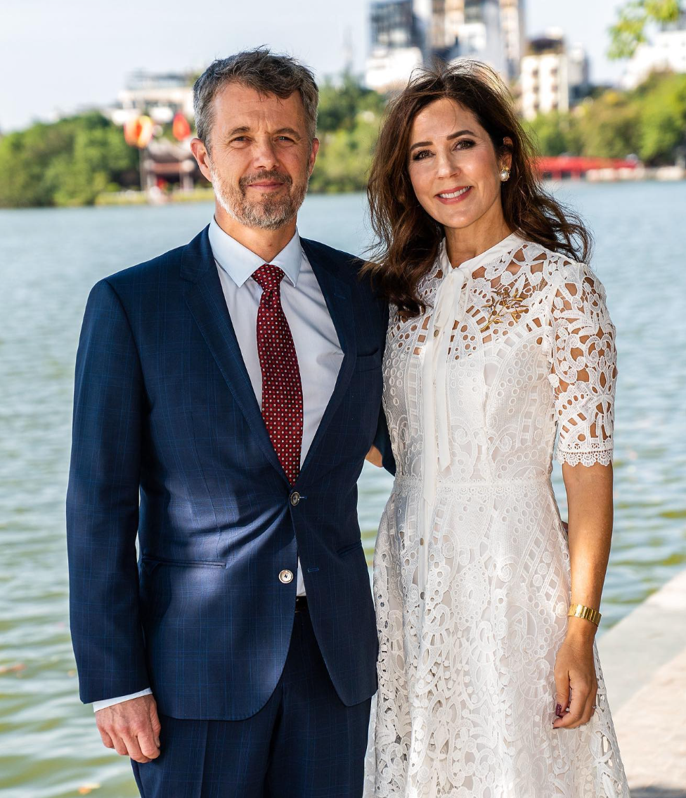 Nhà vua Frederik X, Hoàng hậu Mary trong chuyến thăm Việt Nam vào năm 2022 trên cương vị Thái tử và Công nương - Ảnh: HOÀNG GIA ĐAN MẠCH