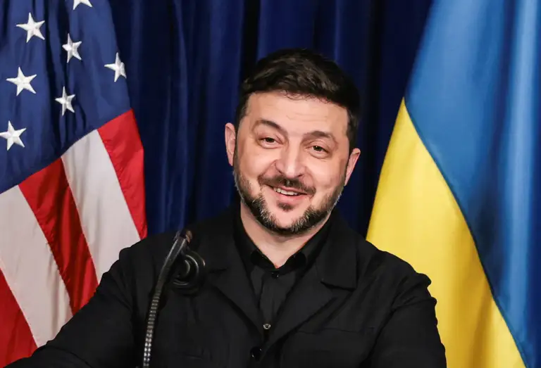 Tổng thống Ukraine Volodymyr Zelensky - Ảnh: REUTERS