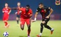 Daniel Dos Anjos (áo đen) trong màu áo Ninh Bình - Ảnh: NBFC