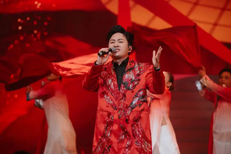 Tùng Dương tự hào khi ca khúc về quê hương, đất nước được khán giả đón nhận. Với anh, đây là nguồn động lực lớn trong hành trình làm nghề