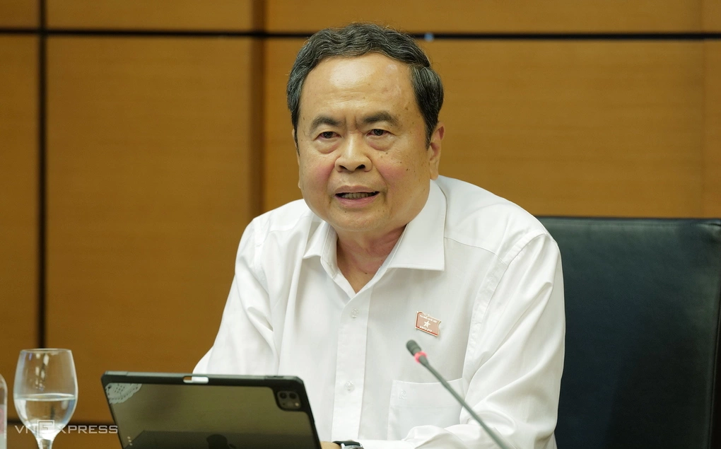 Chủ tịch Quốc hội Trần Thanh Mẫn phát biểu tại họp tổ sáng 22/10. Ảnh: Ngọc Thành