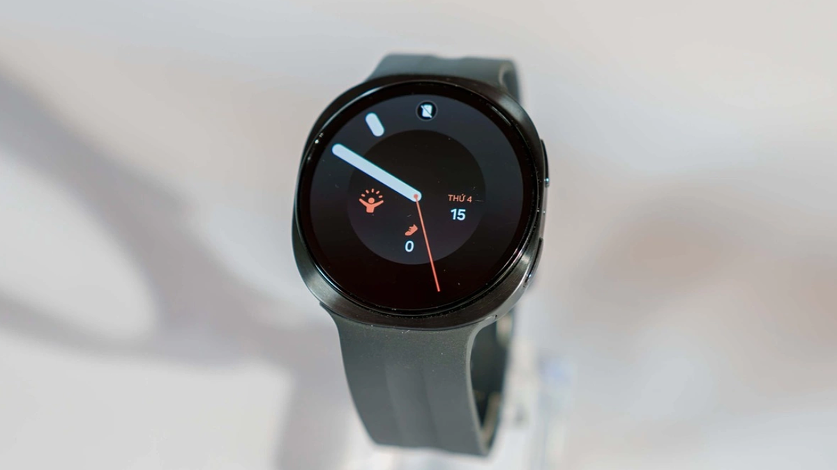 6 smartwatch AI cho sức khỏe được yêu thích