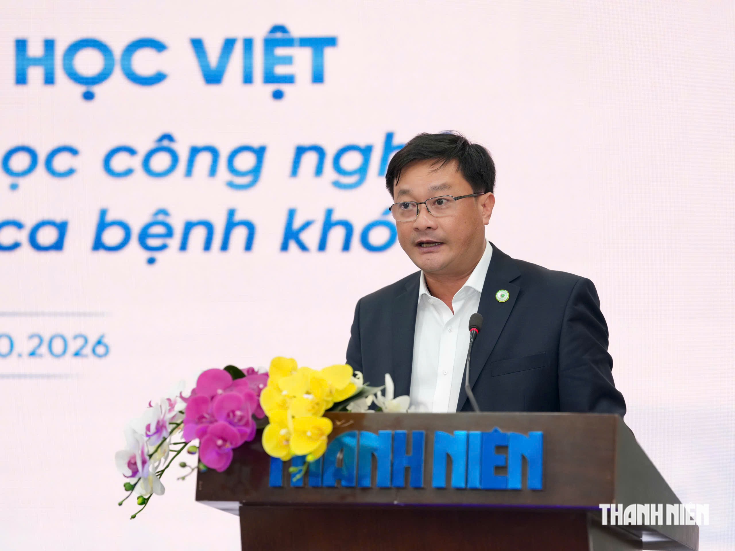 Thạc sĩ - bác sĩ chuyên khoa 2 Nguyễn Thanh Truyền tham luận tại hội thảo