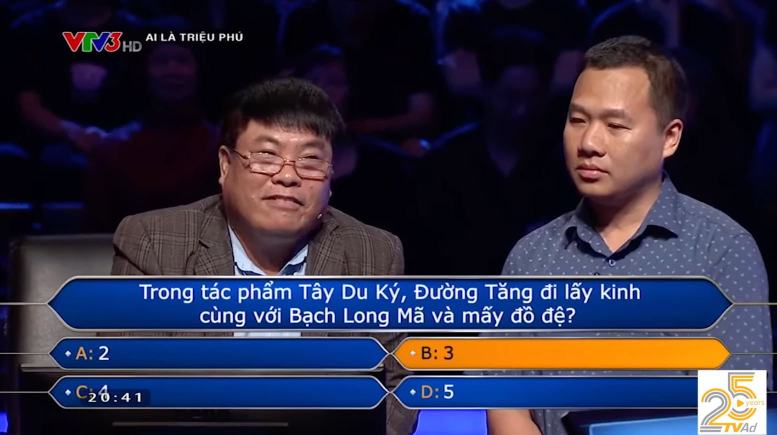 Người chơi lựa chọn sử dụng quyền trợ giúp từ bạn đồng hành (Ảnh chụp màn hình)