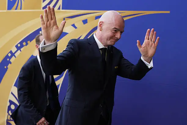 Chủ tịch FIFA liên tiếp vướng vào những cáo buộc thao túng giải đấu (Ảnh: Getty)