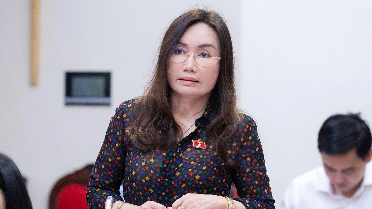 'Thiếu thiết bị y tế, cán bộ vẫn ngại mua sắm'