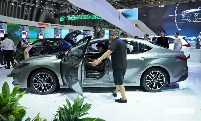 Xe hybrid tiếp tục là trụ cột giúp Toyota duy trì sức bán, trong bối cảnh thị trường ô tô thế giới biến động mạnh