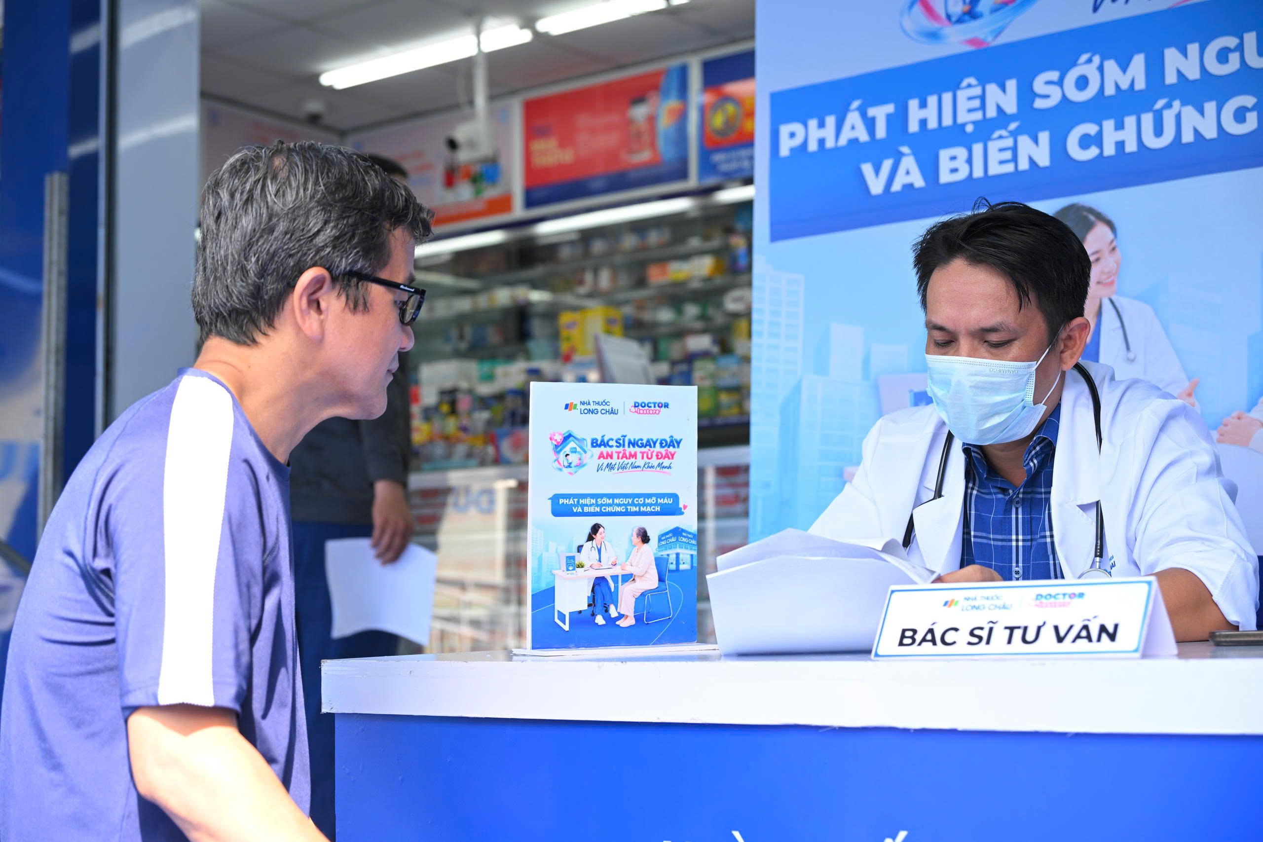 Long Châu nỗ lực mở rộng cơ hội tiếp cận dịch vụ chăm sóc sức khỏe hiện đại, an toàn cho người dân ở mọi miền - Ảnh: NGÔ LỘC