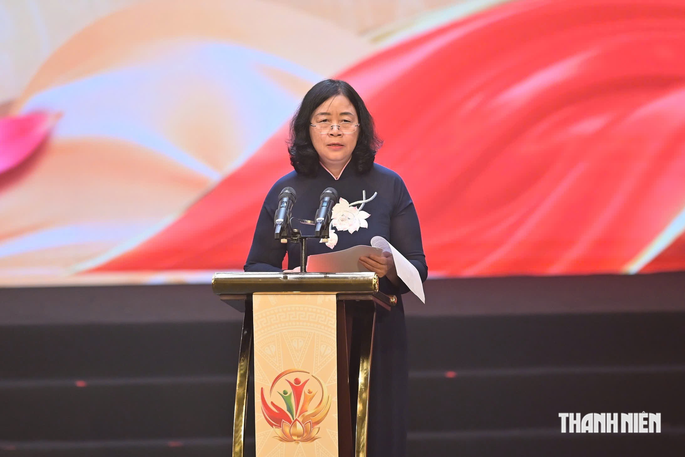Bà Bùi Thị Minh Hoài phát biểu tại chương trình