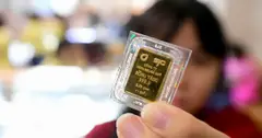 Giá vàng thế giới bất ngờ hồi phục, trong nước tăng 500.000 đồng/lượng