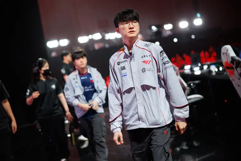 Faker lại khiến fan lo lắng - Ảnh: Flickr.