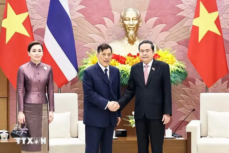 Chủ tịch Quốc hội Trần Thanh Mẫn hội kiến Nhà vua và Hoàng hậu Thái Lan - Ảnh: TTXVN